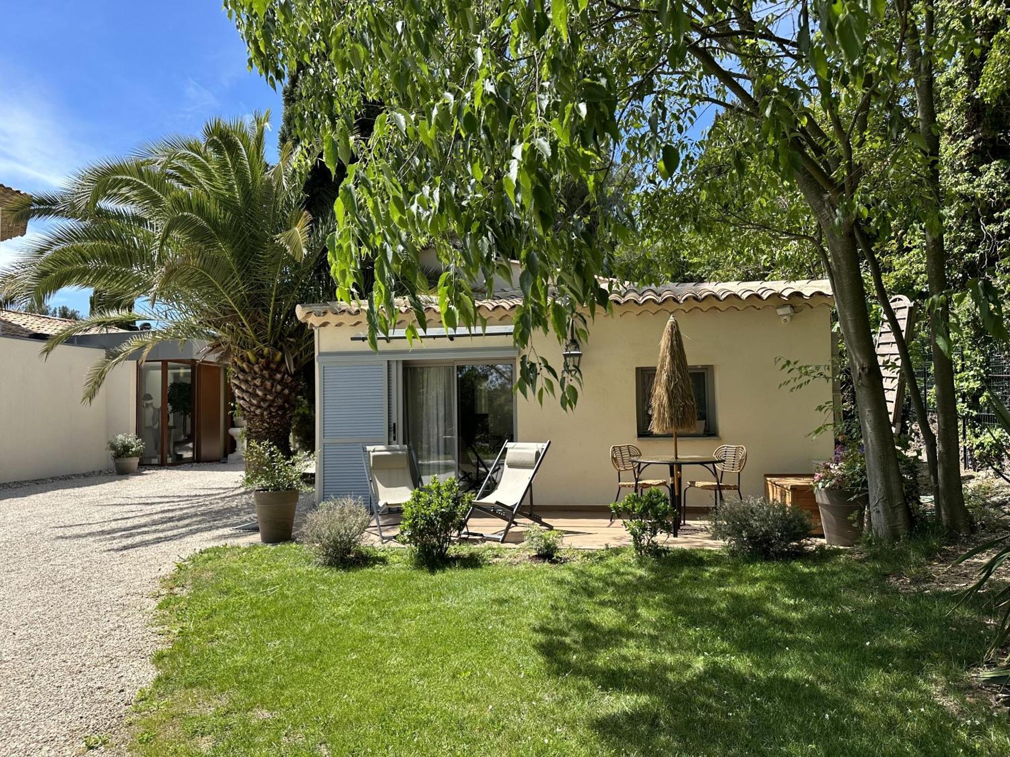 Hotel La Parenthese Saint Donat Aix-en-Provence Exterior foto
